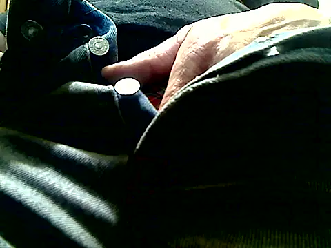 markluvskitty online show from December 2025 01:26:02 PM