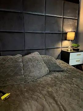 Snapshot of CHERRYY_BOMB_ chatting on November 2025 12:16:02 PM CHERRYY BOMB online show from November 2025 12:16:02 PM