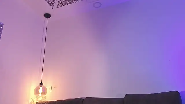 Isabella francoo online show from March 2026 11:51:01 AM