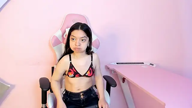 CharlotteMuller online show from December 2025 07:48:02 PM