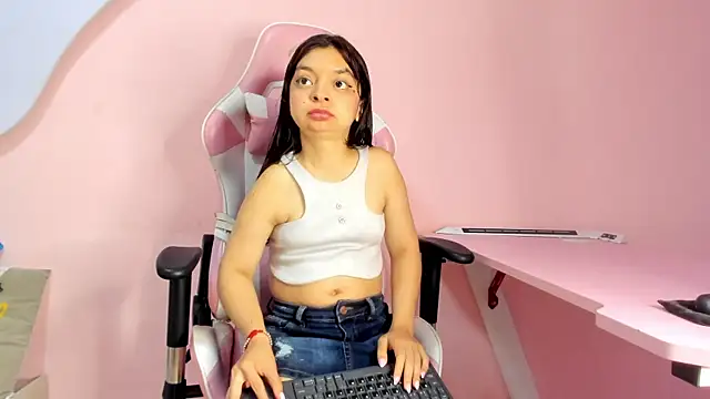 CharlotteMuller online show from February 2026 07:38:02 PM