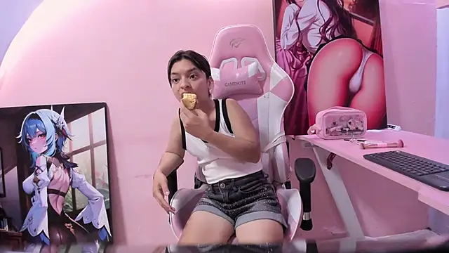 CharlotteMuller online show from April 2026 08:04:01 PM