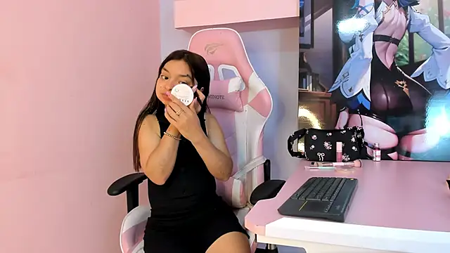 CharlotteMuller online show from April 2026 08:15:02 PM