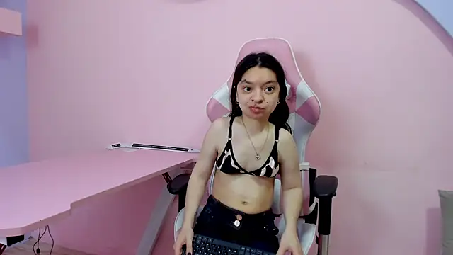 CharlotteMuller online show from December 2025 07:57:02 PM