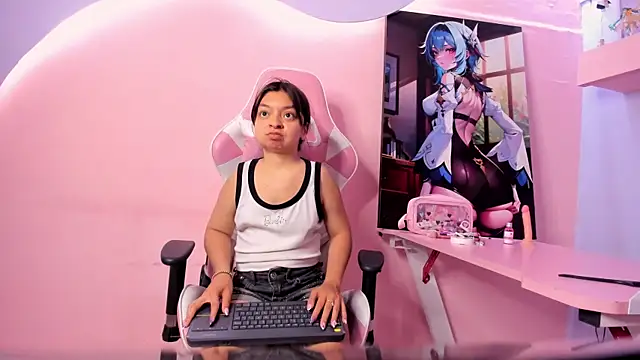 CharlotteMuller online show from April 2026 08:37:02 PM