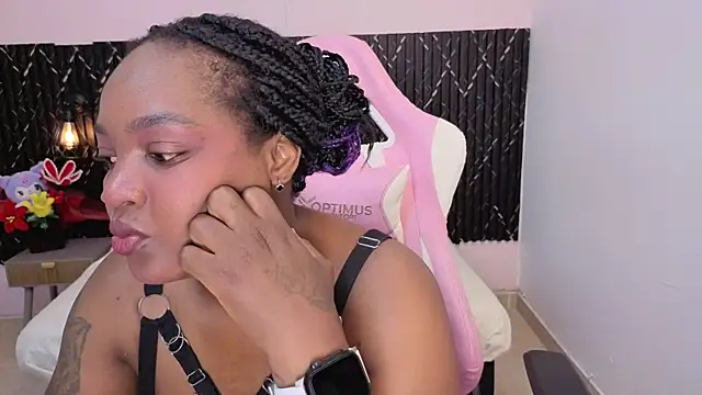 chanel brunette online show from March 2026 12:27:02 PM