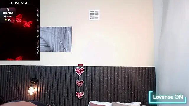 chanel brunette online show from September 2025 06:41:02 PM