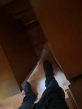 Snapshot of Edosxxl chatting on December 2024 09:30:02 AM Edosxxl online show from December 2024 09:30:02 AM