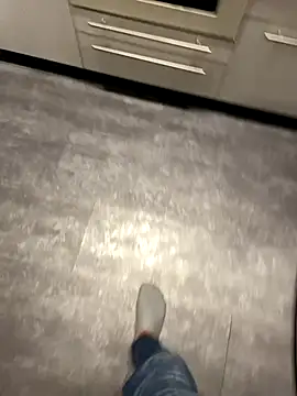 Snapshot of Edosxxl chatting on September 2025 02:17:01 PM Edosxxl online show from September 2025 02:17:01 PM