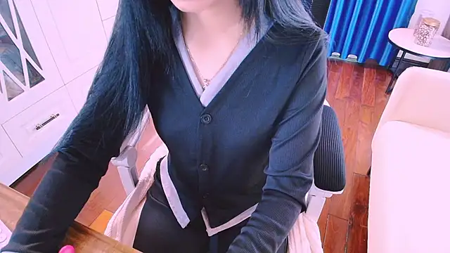 Lee Mi online show from March 2026 04:10:01 PM