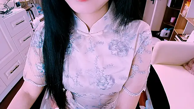 Lee Mi online show from February 2026 03:53:02 PM