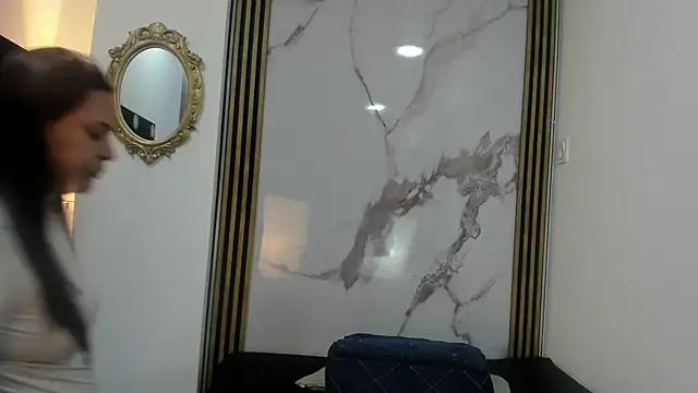 Biiancacox online show from April 2026 02:52:01 AM