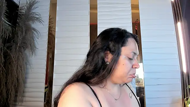 Biiancacox online show from September 2025 03:24:01 AM
