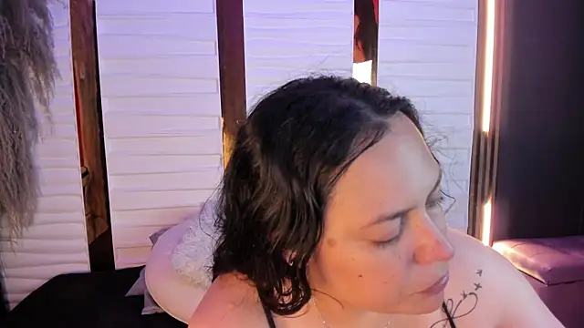 Biiancacox online show from October 2025 02:36:02 AM