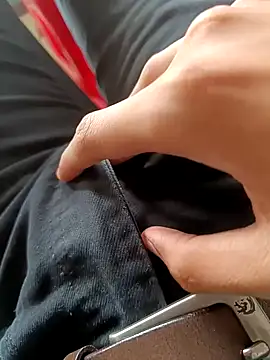 HeftyTheory7 online show from December 2025 07:19:02 AM