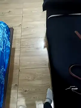 HeftyTheory7 online show from December 2025 10:17:02 AM