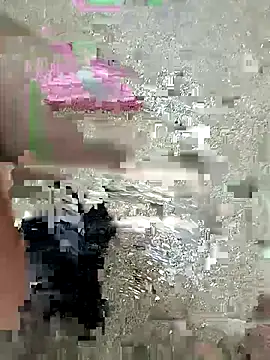 Snapshot of HeftyTheory7 chatting on December 2025 04:14:01 AM HeftyTheory7 online show from December 2025 04:14:01 AM