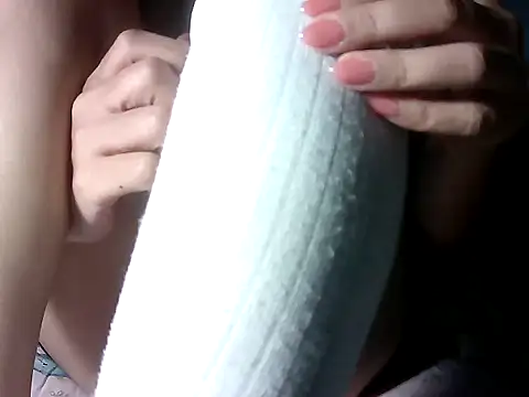 NgocYen2K online show from November 2025 05:01:01 AM