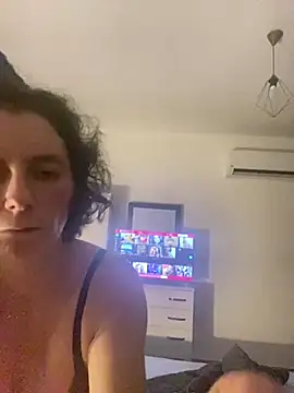 Snapshot of WreckedCrop chatting on December 2024 03:42:02 AM WreckedCrop online show from December 2024 03:42:02 AM