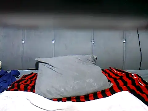 Snapshot of cutey-smile chatting on March 2025 12:32:01 AM cutey-smile online show from March 2025 12:32:01 AM