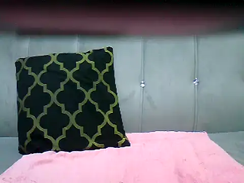 Snapshot of cutey-smile chatting on March 2025 08:29:02 PM cutey-smile online show from March 2025 08:29:02 PM