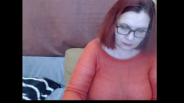 PlayfullMature online show from May 2026 04:06:01 AM
