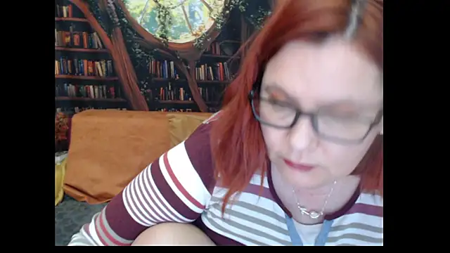 Snapshot of PlayfullMature chatting on July 2026 03:17:01 AM PlayfullMature online show from July 2026 03:17:01 AM
