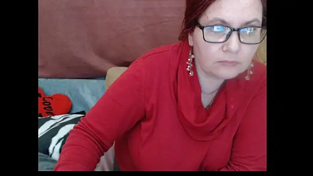 PlayfullMature online show from April 2026 01:42:02 AM
