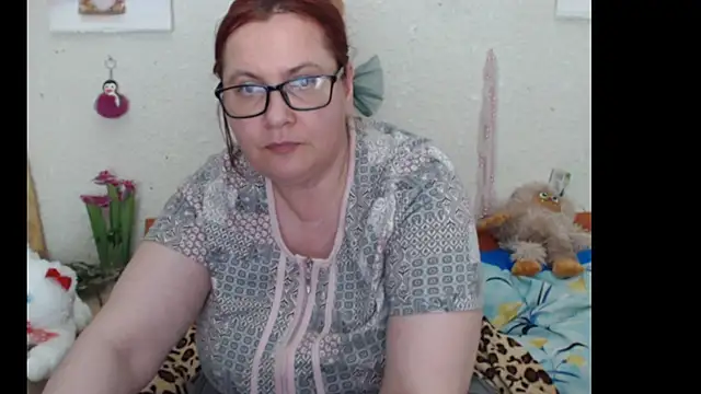 PlayfullMature online show from December 2025 05:01:01 PM