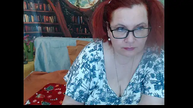 Snapshot of PlayfullMature chatting on June 2026 03:54:01 PM PlayfullMature online show from June 2026 03:54:01 PM
