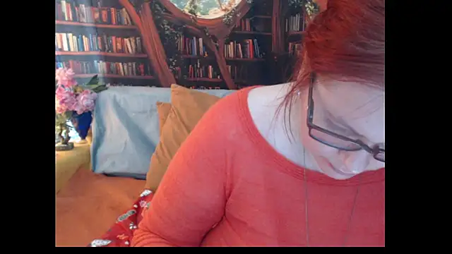 Snapshot of PlayfullMature chatting on June 2026 01:42:02 PM PlayfullMature online show from June 2026 01:42:02 PM