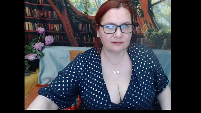 Snapshot of PlayfullMature chatting on June 2026 06:53:01 PM PlayfullMature online show from June 2026 06:53:01 PM