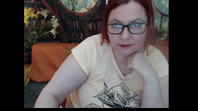 Snapshot of PlayfullMature chatting on July 2026 01:14:01 PM PlayfullMature online show from July 2026 01:14:01 PM