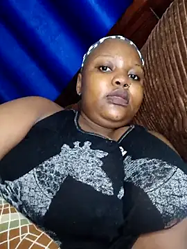 queennapal online show from April 2026 01:12:02 AM