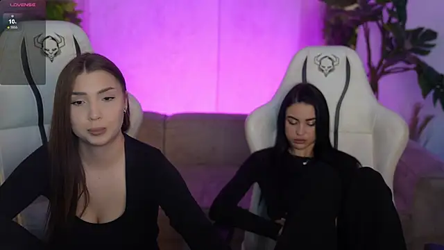 Tina Breeze online show from December 2025 08:19:02 AM