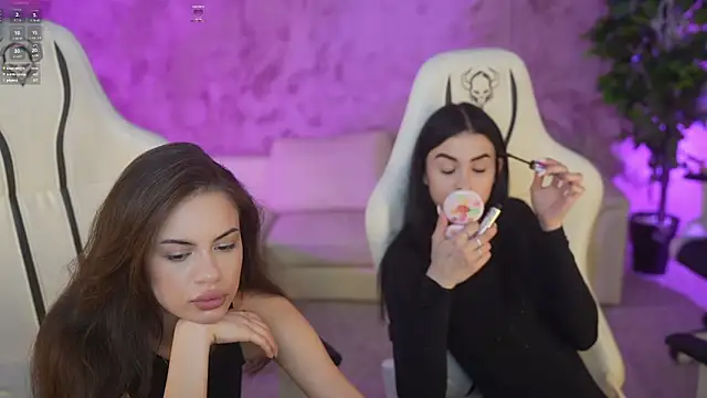 Tina Breeze online show from March 2025 11:40:01 AM