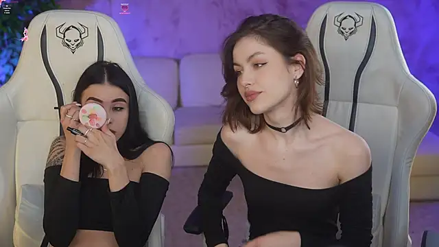 Tina Breeze online show from March 2025 03:51:02 PM