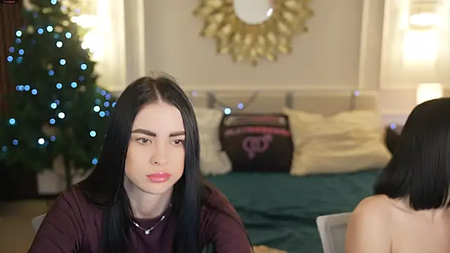 Tina Breeze online show from December 2025 08:35:02 AM