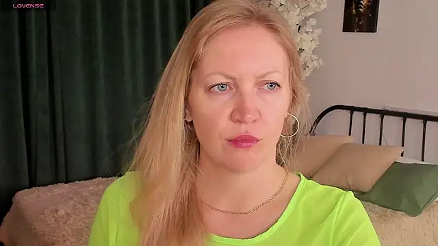 sugamomy online show from October 2025 12:20:01 AM