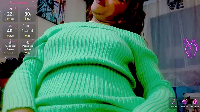 Eva Hoot online show from November 2025 04:51:01 PM