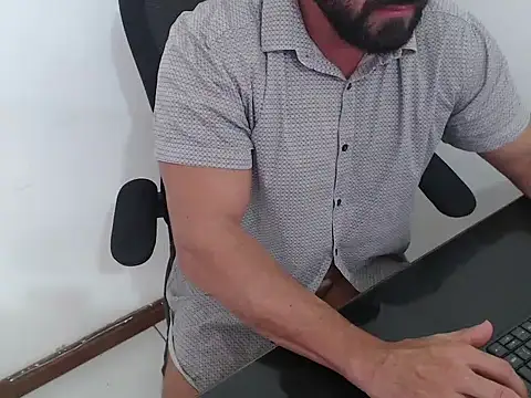 TopDaddy23 online show from March 2026 07:43:02 PM