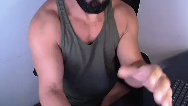 TopDaddy23 online show from June 2026 05:18:02 PM