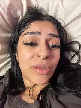 Snapshot of ThickerThanYoBitch chatting on October 2025 02:17:02 PM ThickerThanYoBitch online show from October 2025 02:17:02 PM