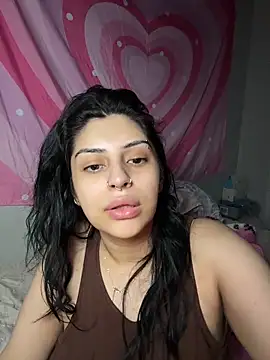 ThickerThanYoBitch online show from April 2026 09:01:02 AM