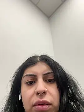 ThickerThanYoBitch online show from May 2026 09:29:02 AM