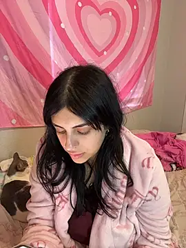 Snapshot of ThickerThanYoBitch chatting on November 2025 05:39:02 PM ThickerThanYoBitch online show from November 2025 05:39:02 PM