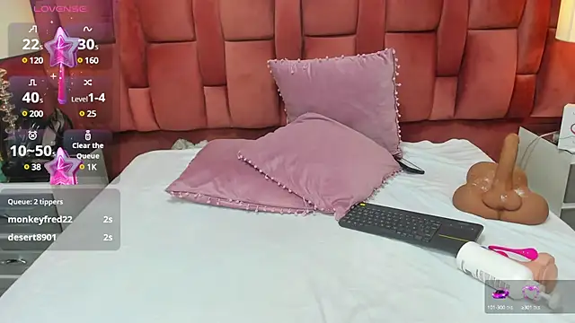 Snapshot of mariamRosse chatting on February 2025 08:50:01 AM mariamRosse online show from February 2025 08:50:01 AM