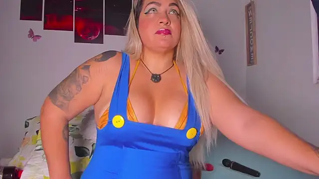 natasha rodriguez1  online show from June 2026 10:15:01 PM