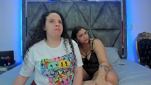 Snapshot of Danielaandximena chatting on February 2025 05:52:02 AM Danielaandximena online show from February 2025 05:52:02 AM