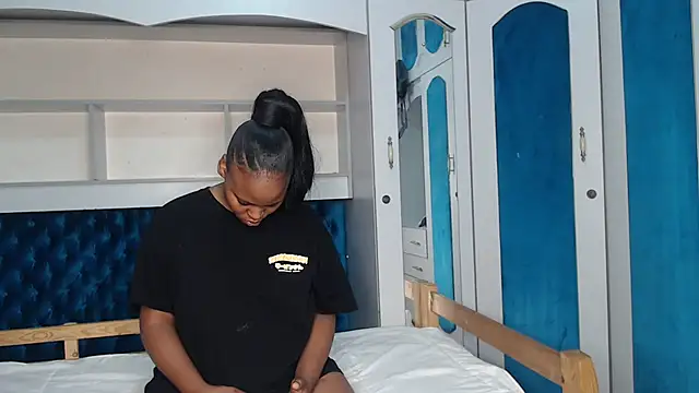 Snapshot of SexyKate852 chatting on November 2025 08:57:02 AM SexyKate852 online show from November 2025 08:57:02 AM